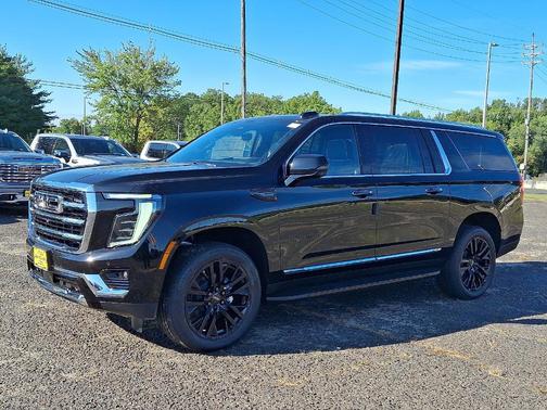2025 GMC Yukon XL Elevation
