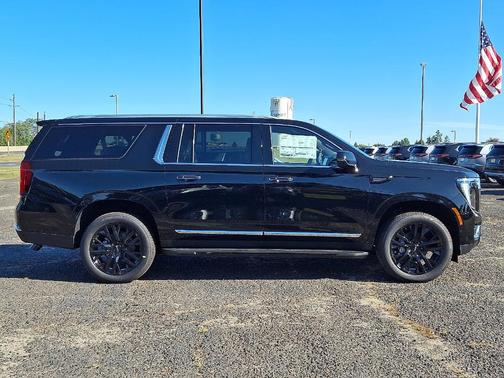 2025 GMC Yukon XL Elevation