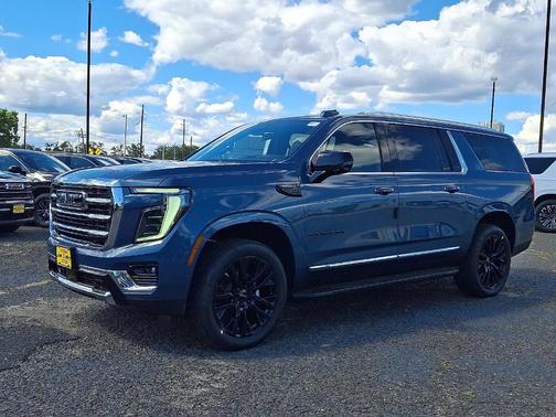 2025 GMC Yukon XL Elevation
