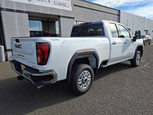 2026 GMC Sierra 2500 SLE