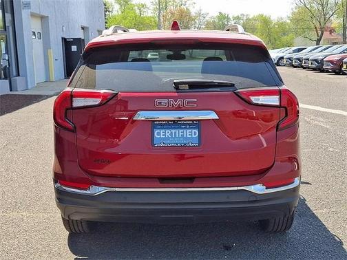 2022 GMC Terrain SLT