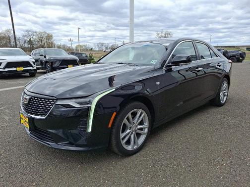 2022 Cadillac CT4 Luxury