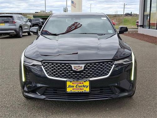 2022 Cadillac CT4 Luxury