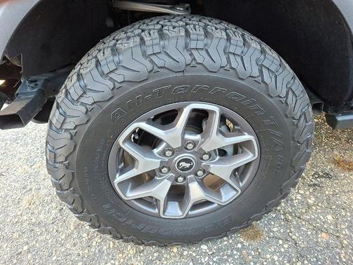 2023 Ford Bronco Base