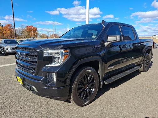 2022 GMC Sierra 1500 Limited Elevation