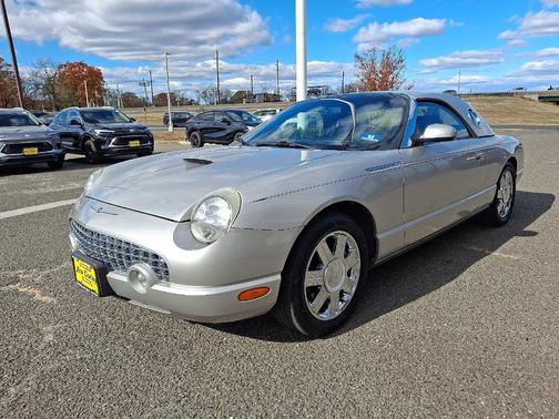 2005 Ford Thunderbird 
