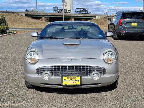 2005 Ford Thunderbird 