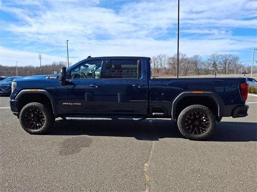 2021 GMC Sierra 2500 AT4