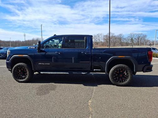 2021 GMC Sierra 2500 AT4