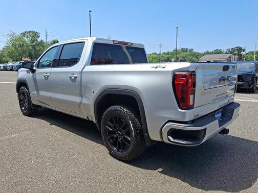 2022 GMC Sierra 1500 Limited Elevation