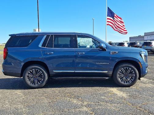 2025 GMC Yukon Elevation