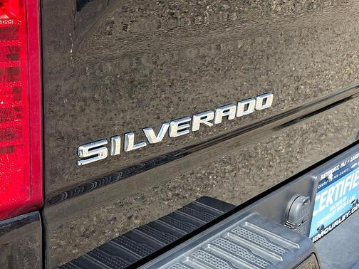 2023 Chevrolet Silverado 1500 Custom Trail Boss