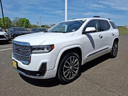 2020 GMC Acadia Denali