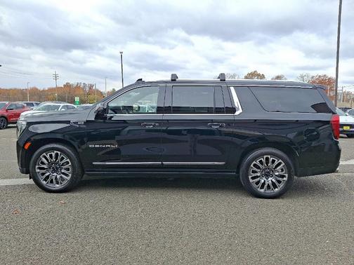 2024 GMC Yukon XL Denali Ultimate