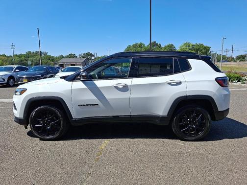 2022 Jeep Compass Altitude