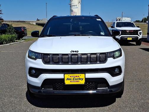 2022 Jeep Compass Altitude