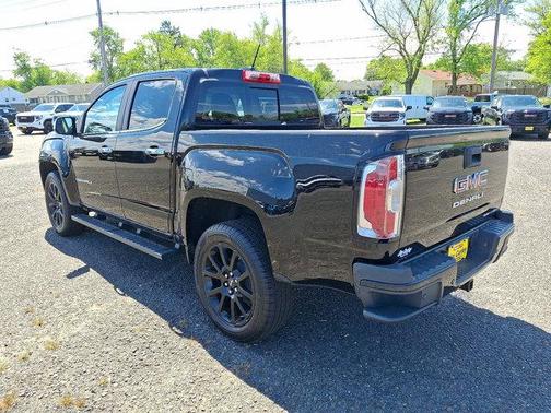 Onyx Black 2022 GMC Canyon Denali