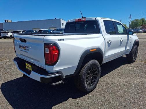 Summit White 2026 GMC Canyon Elevation
