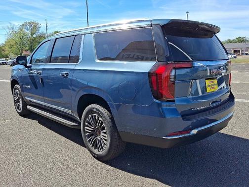 2025 GMC Yukon XL Elevation