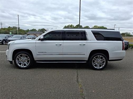 2020 GMC Yukon XL SLT