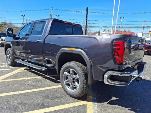 2025 GMC Sierra 2500 SLT