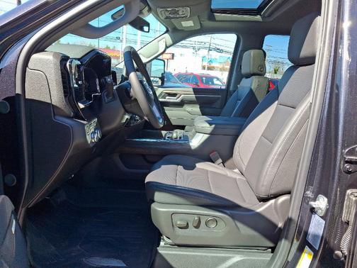 2025 GMC Sierra 2500 SLT
