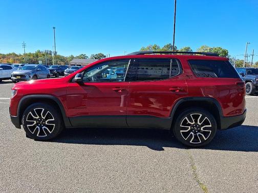 2021 GMC Acadia SLT