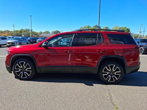 2021 GMC Acadia SLT
