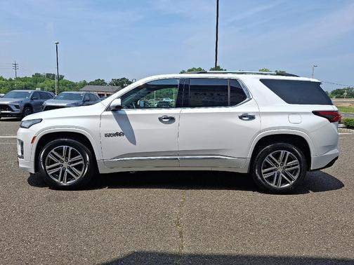 2022 Chevrolet Traverse High Country