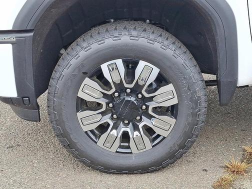 2025 GMC Sierra 2500 Denali