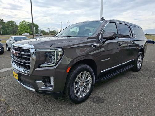 2021 GMC Yukon XL SLT