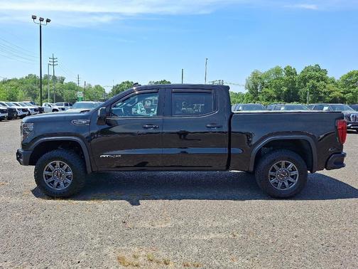 Onyx Black 2024 GMC Sierra 1500 AT4X