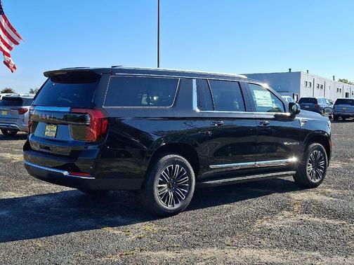 2025 GMC Yukon XL Elevation