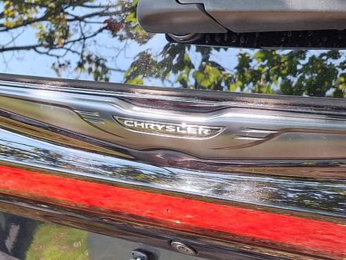 2021 Chrysler Pacifica Touring-L