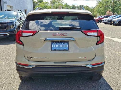 2022 GMC Terrain AT4