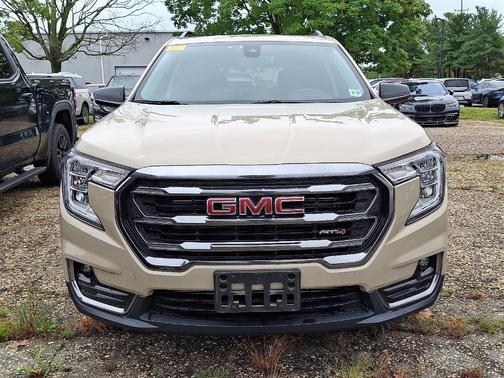 2022 GMC Terrain AT4