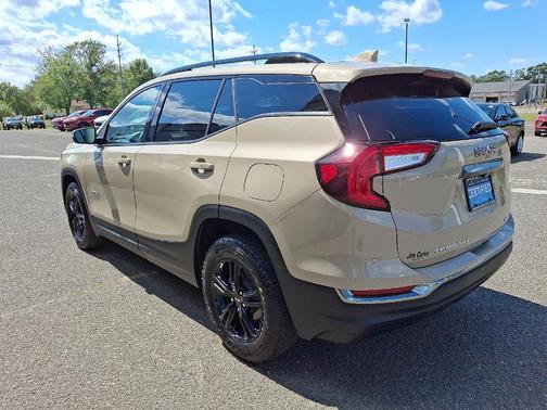 2022 GMC Terrain AT4