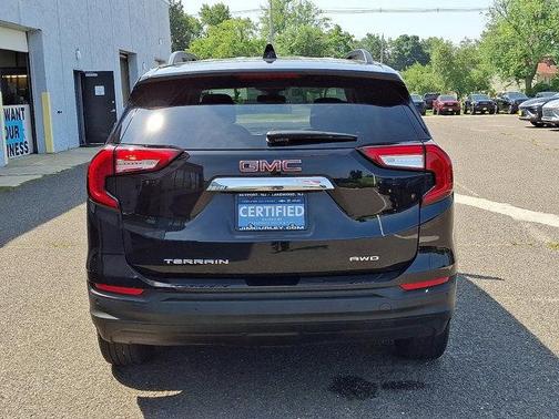 2022 GMC Terrain SLE