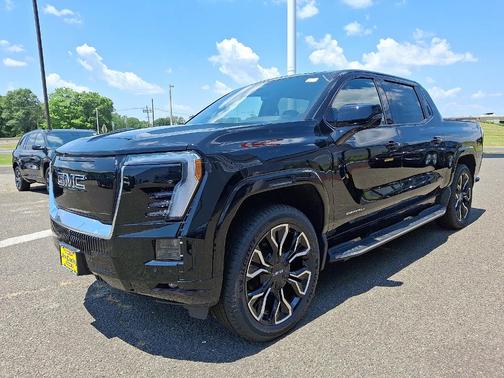 2025 GMC Sierra EV Denali