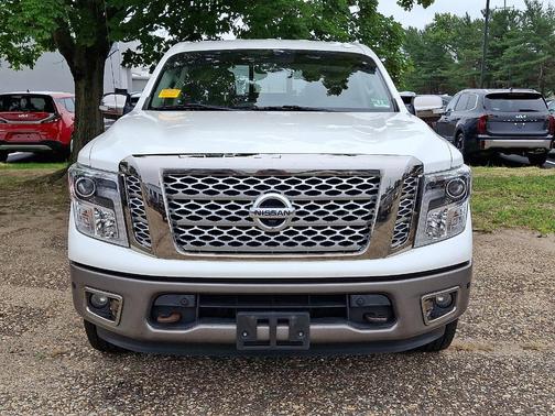 2018 Nissan Titan Platinum Reserve
