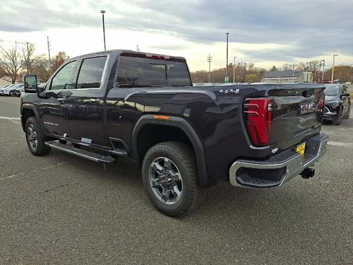 2026 GMC Sierra 2500 SLT