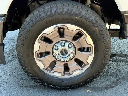 STAR WHITE 2024 Ford F-350 KING RANCH