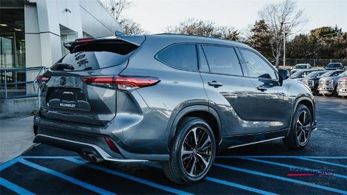 2022 Toyota Highlander XSE