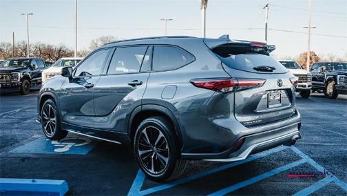 2022 Toyota Highlander XSE
