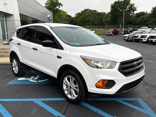 OXFORD WHITE 2019 Ford Escape S
