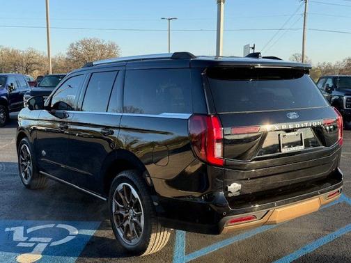 2025 Ford Expedition KING RANCH