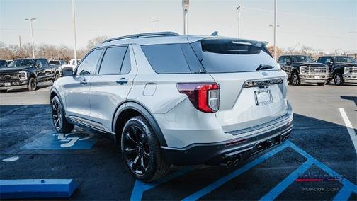 2021 Ford Explorer ST