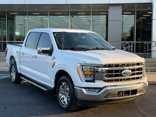 OXFORD WHITE 2023 Ford F-150 LARIAT