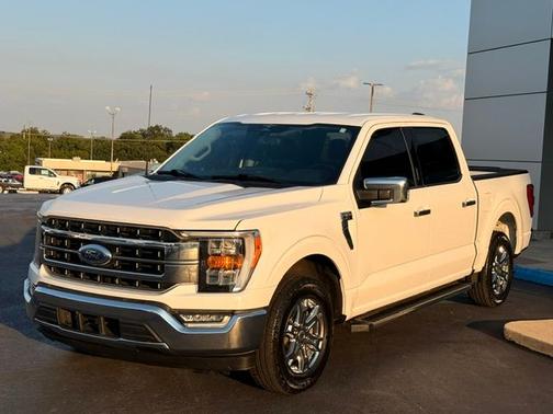 OXFORD WHITE 2023 Ford F-150 LARIAT