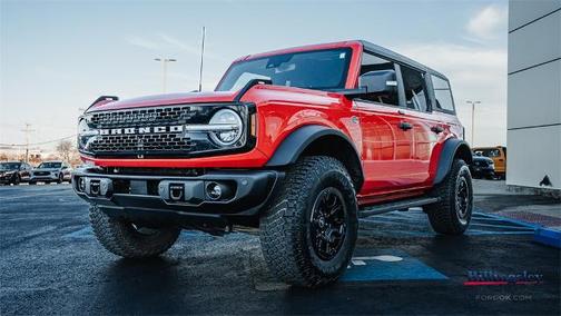 2023 Ford Bronco WILDTRAK